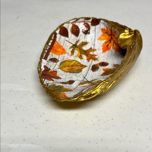 Decorative Autumn Leaf Trinket Dish Shell - Picture 2 of 8